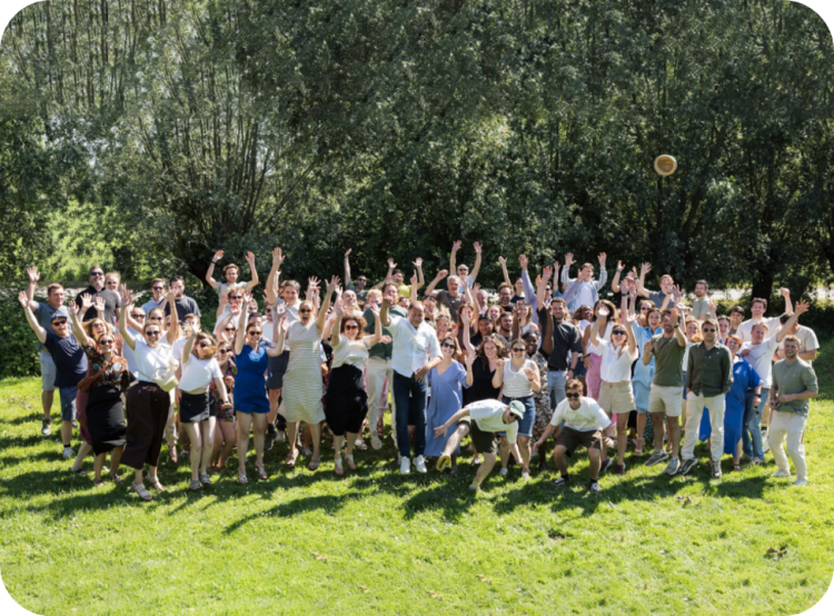 Groepsfoto van het Upgrade Estate team.