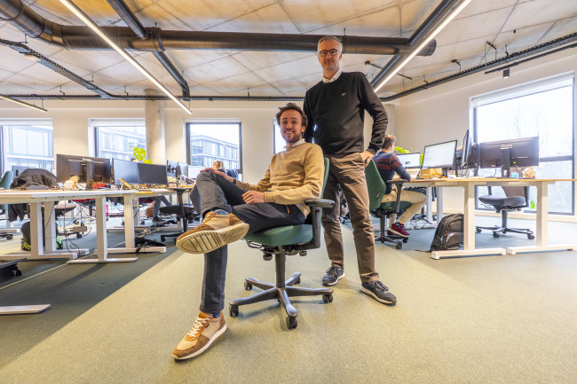 Louis en Jean-Marie in hun bureau