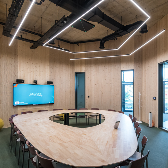 Upoffiz boardroom